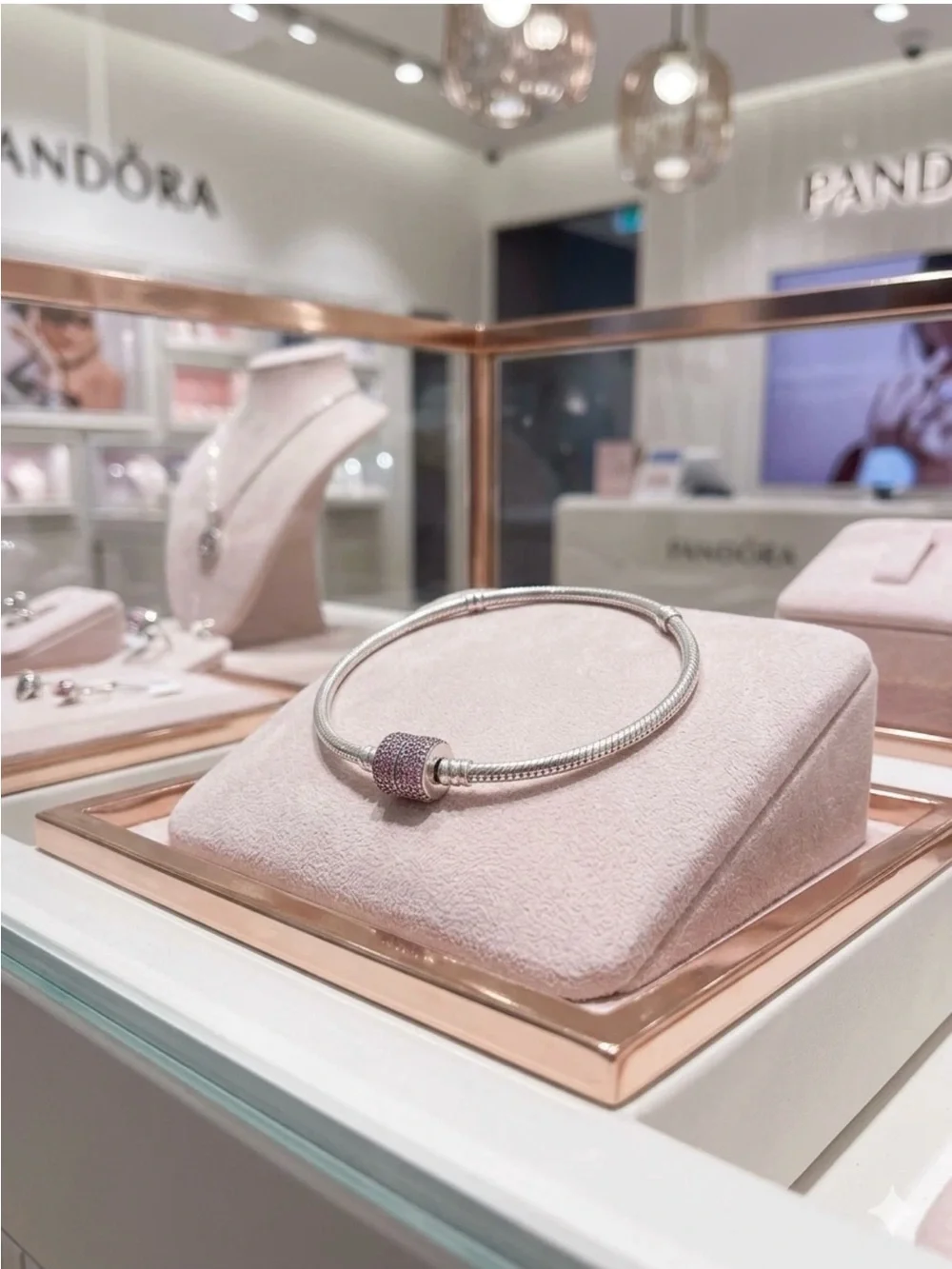 Stunning PANDORA Pink Pavé Barrel Clasp Bracelet - Includes Original Box!